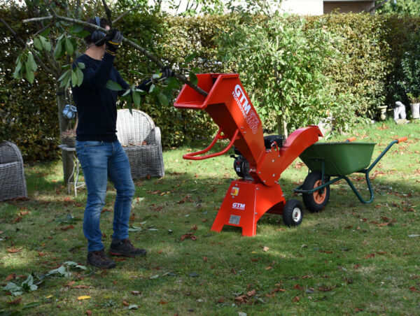 Broyeur de végétaux thermique GTM GTS600 Ø5cm – Image 5